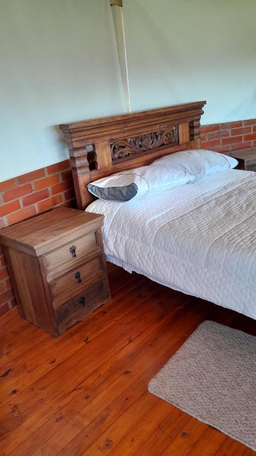 Villa Santa Helena Ґуатавіта Екстер'єр фото